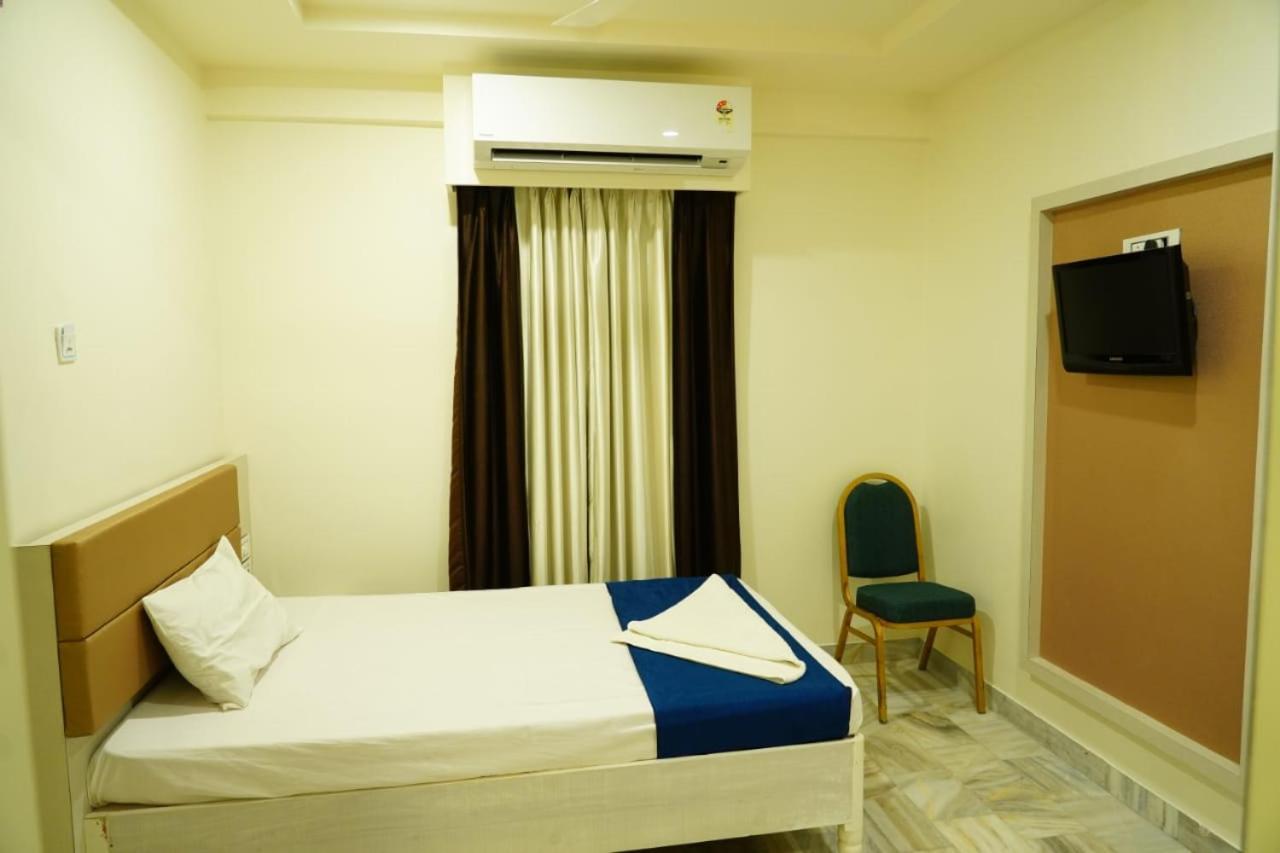 Hotel Swagath Grand Miryalaguda Mirialguda Екстер'єр фото